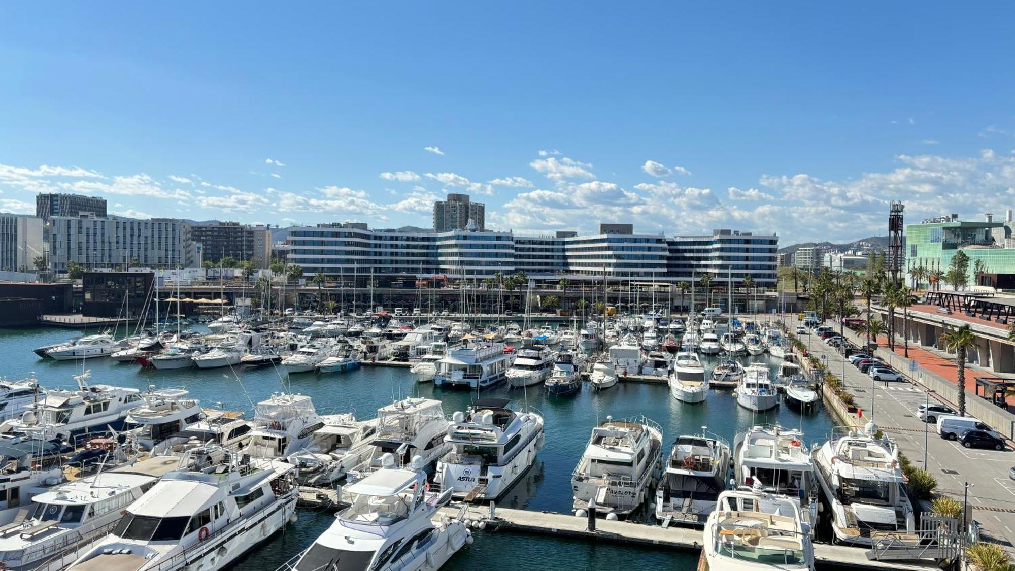 Apartamento Torre Forum Sant Adrià de Besòs Exterior foto